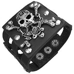 Bracelet with skull and leather.
