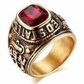  Herrering with red stone