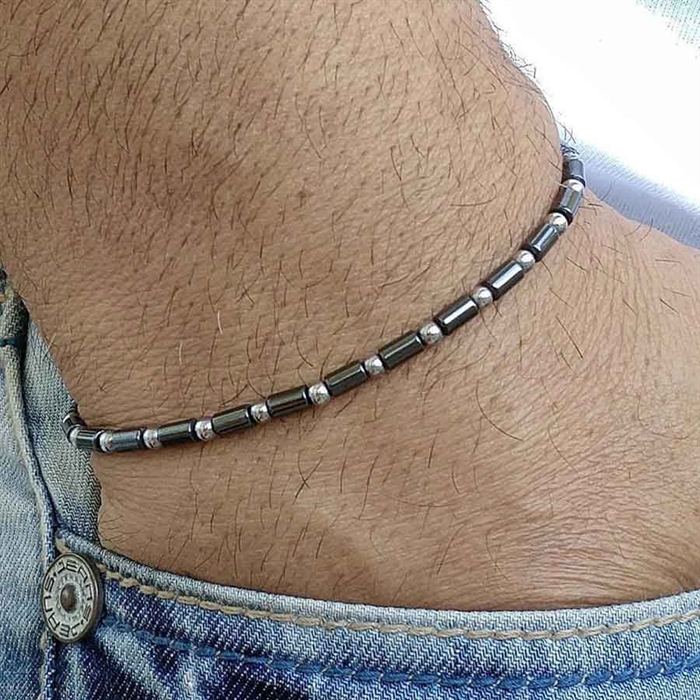 Simpz hamatite bracelet with 4mm beads
