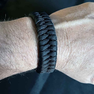 Parachute bracelet "Black"