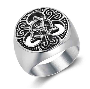 Stainless steel ring in nice design