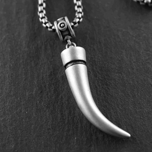 Horn necklace oxy steel