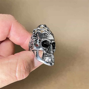 Cranium skull men's ring XL