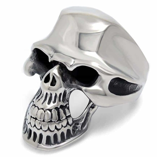Skull biker ring in steel